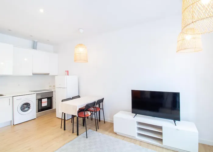 Serafina 1st Floor 2br Lisbon