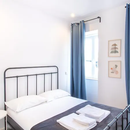 Serafina 1st Floor 2br With Swimingpool * Lisboa