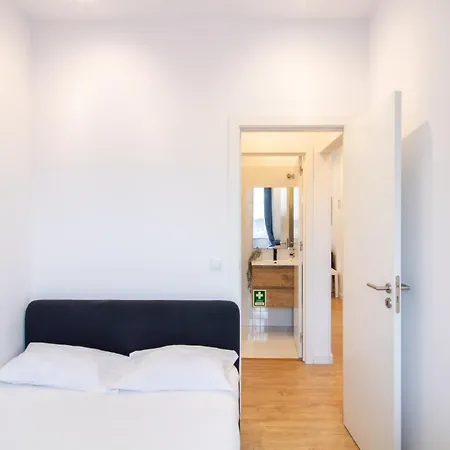 Serafina 1st Floor 2br With Swimingpool 公寓